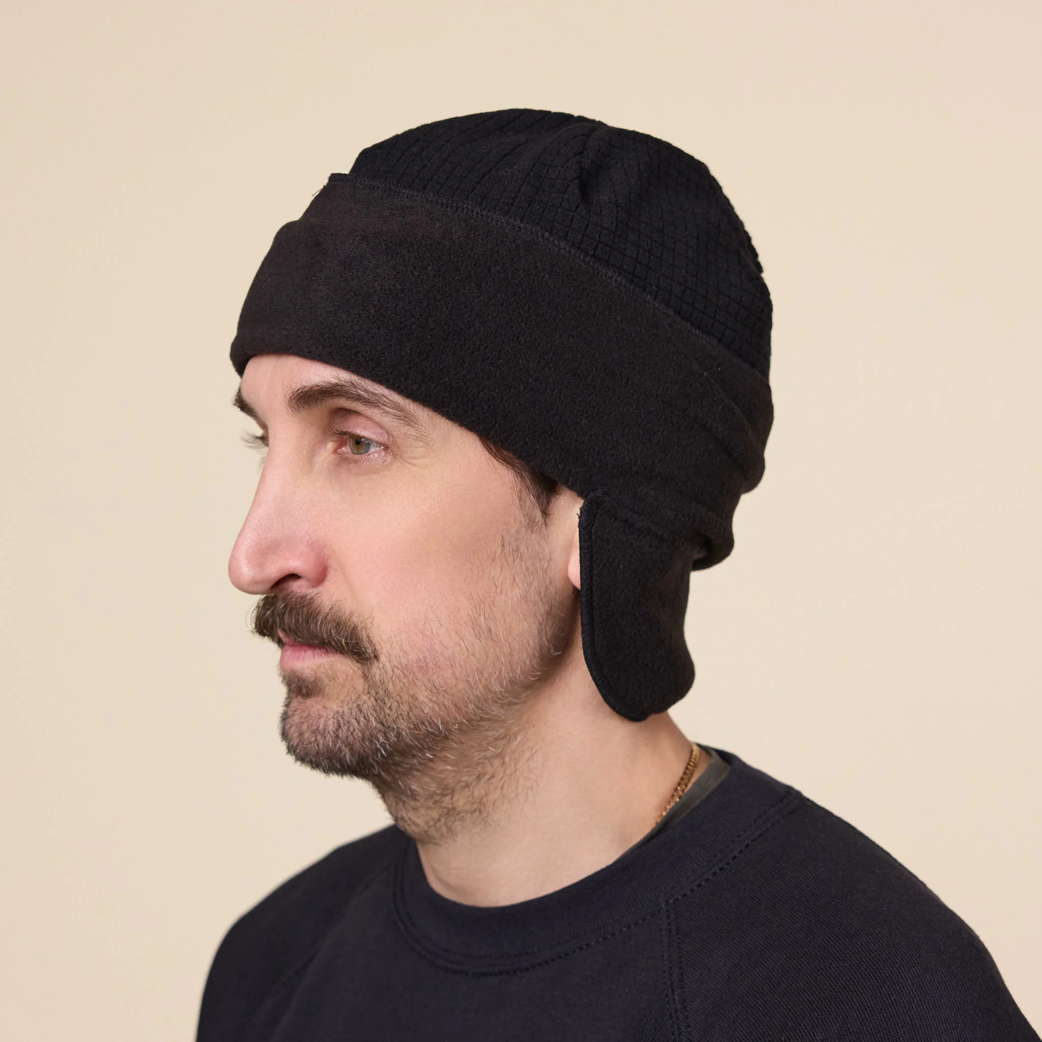 Found Feather - City Beanie Grid x Fleece - Black - Image 3