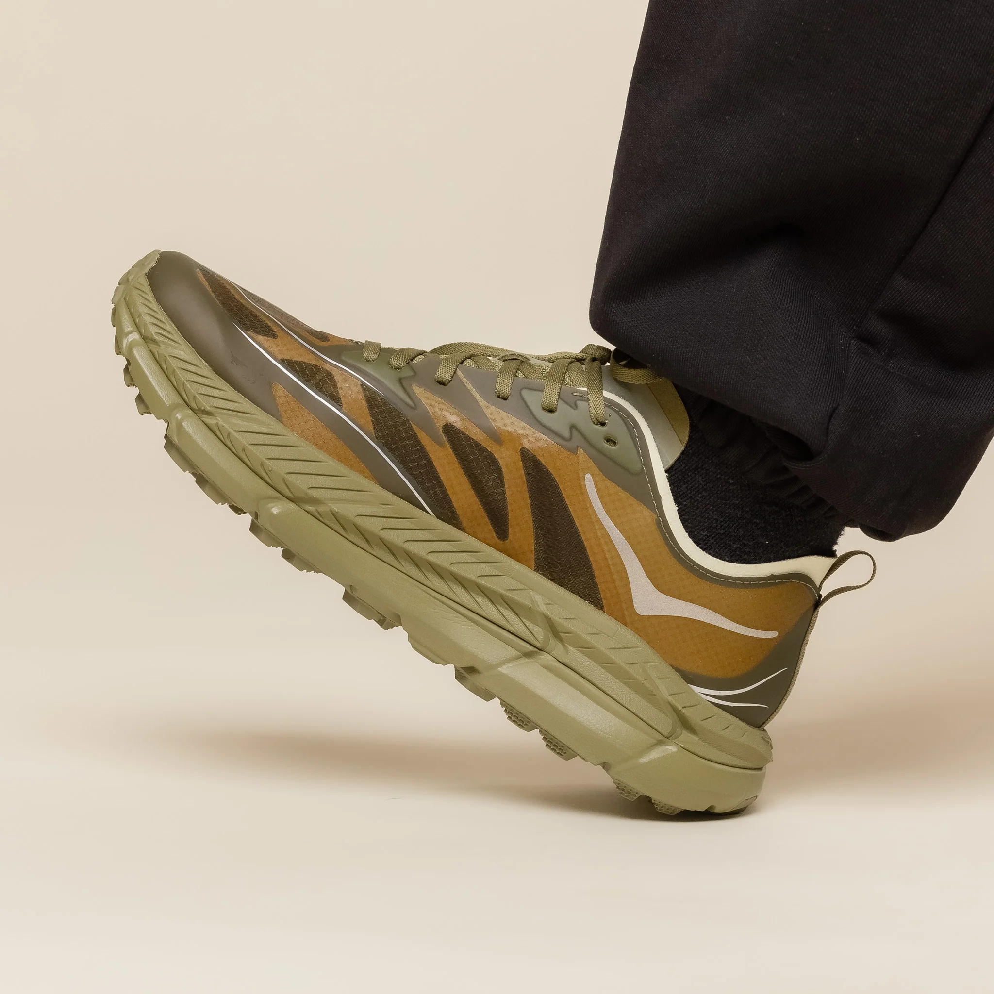 HOKA - Mafate Speed 4 Lite - Wild Rye / Pampas Grass - Image 3