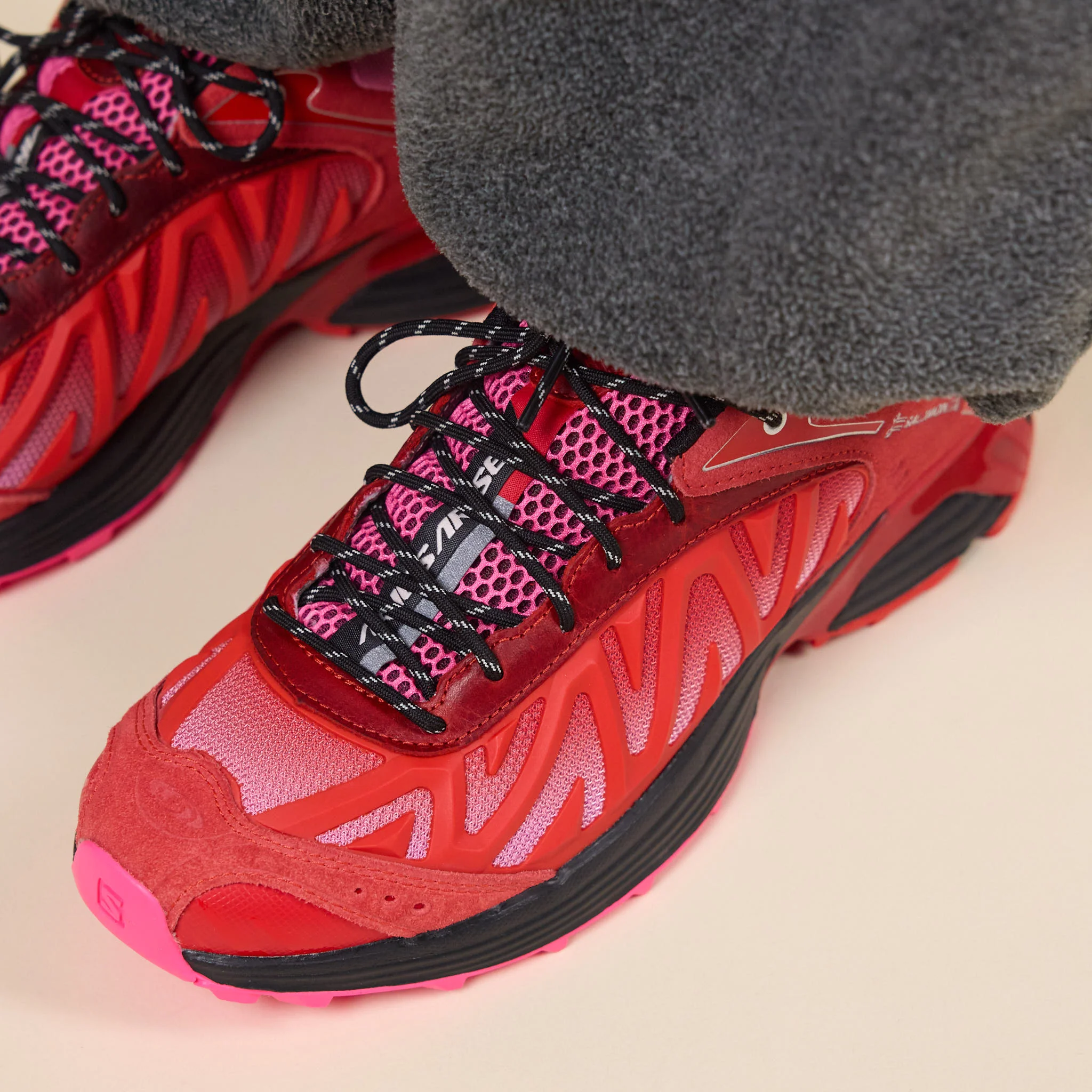 Salomon x Aries - XT Whisper - Fiery Red / Fuchsia Pink - Image 6
