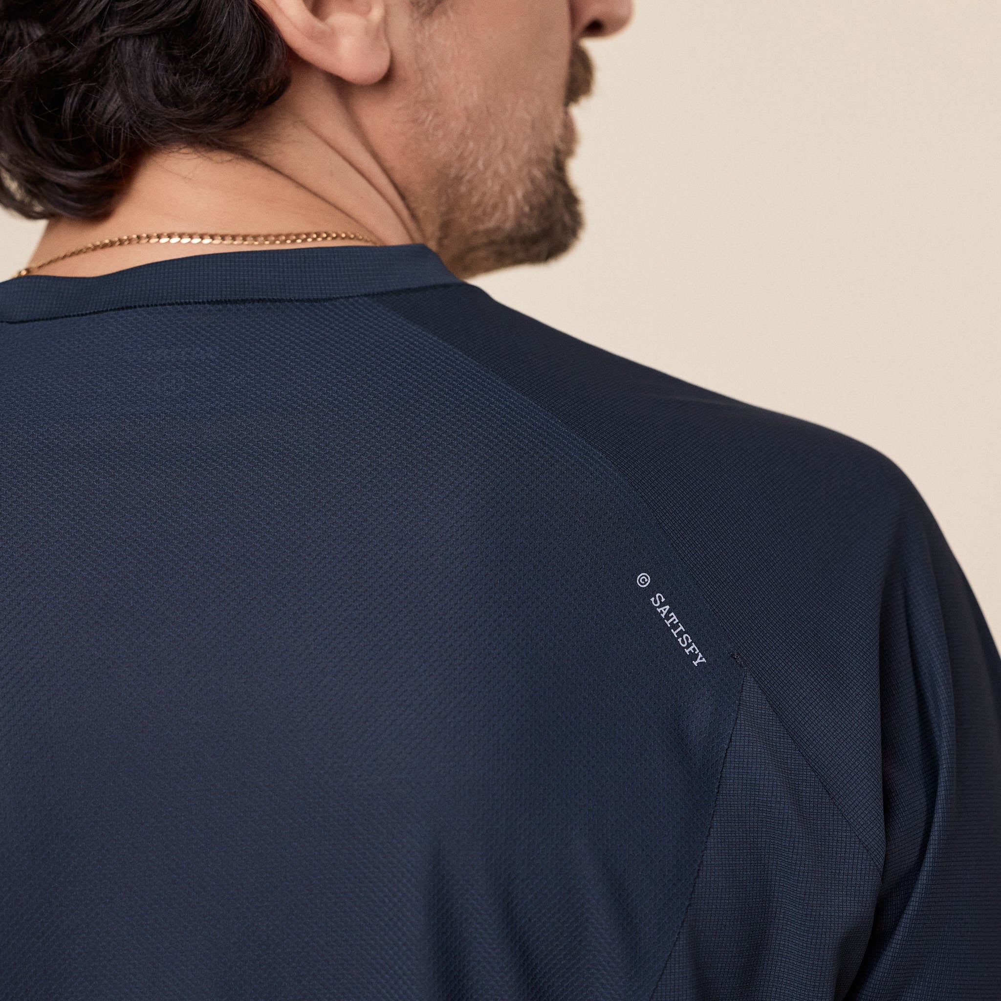 Satisfy Running - AuraLite™ UV T-Shirt - Black - Image 5