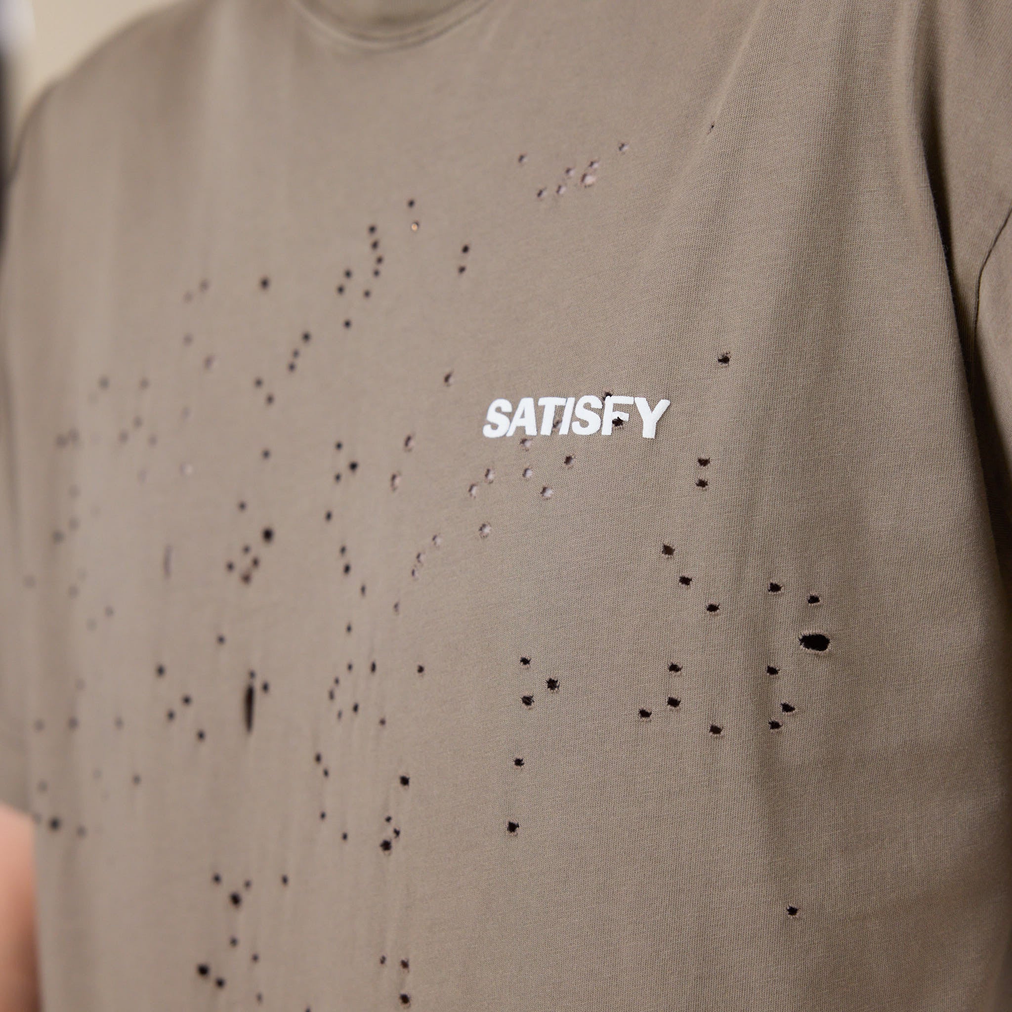 Satisfy Running - MothTech™ T‑Shirt - Aged Falcon - Image 6
